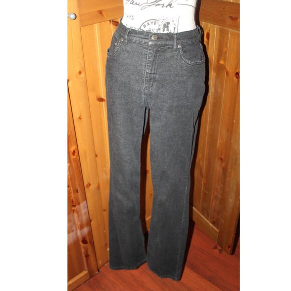 Talbots High Waist Relaxed Jeans - Carnegie Wash Size 8 - Picture 2 of 9